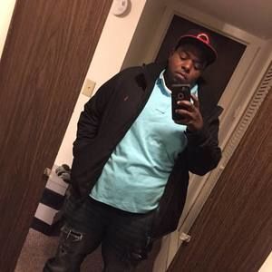 Meet your Posher, Julian